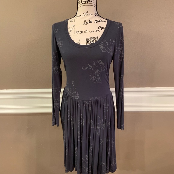 Old Navy Dresses & Skirts - Old Navy Side Shirred Dress, Size Medium, Gray
